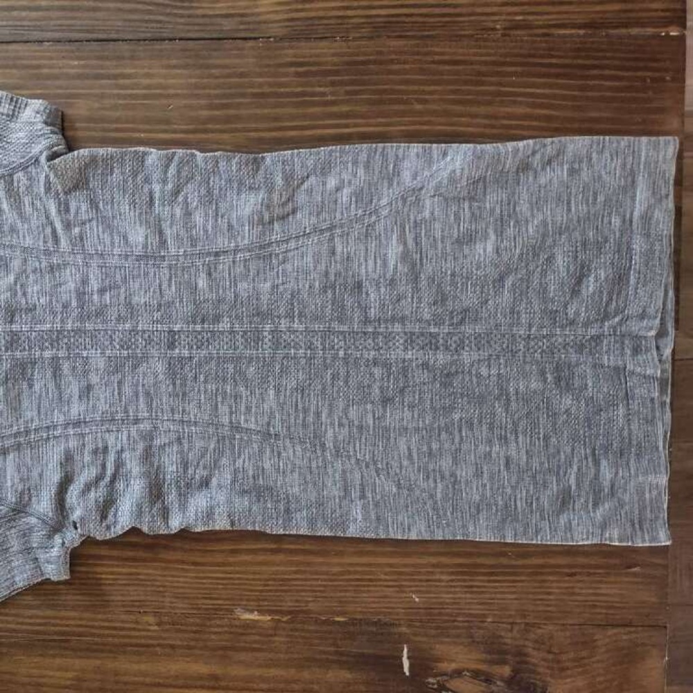 Lululemon shirt